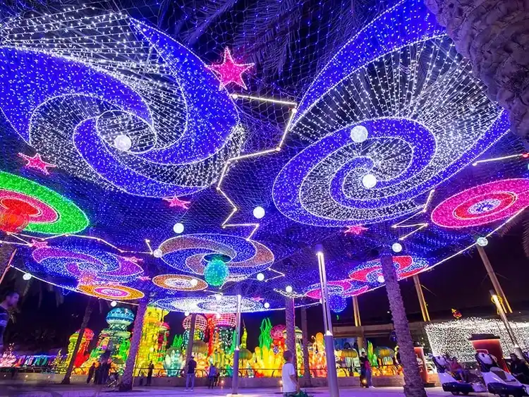 Glow garden themes